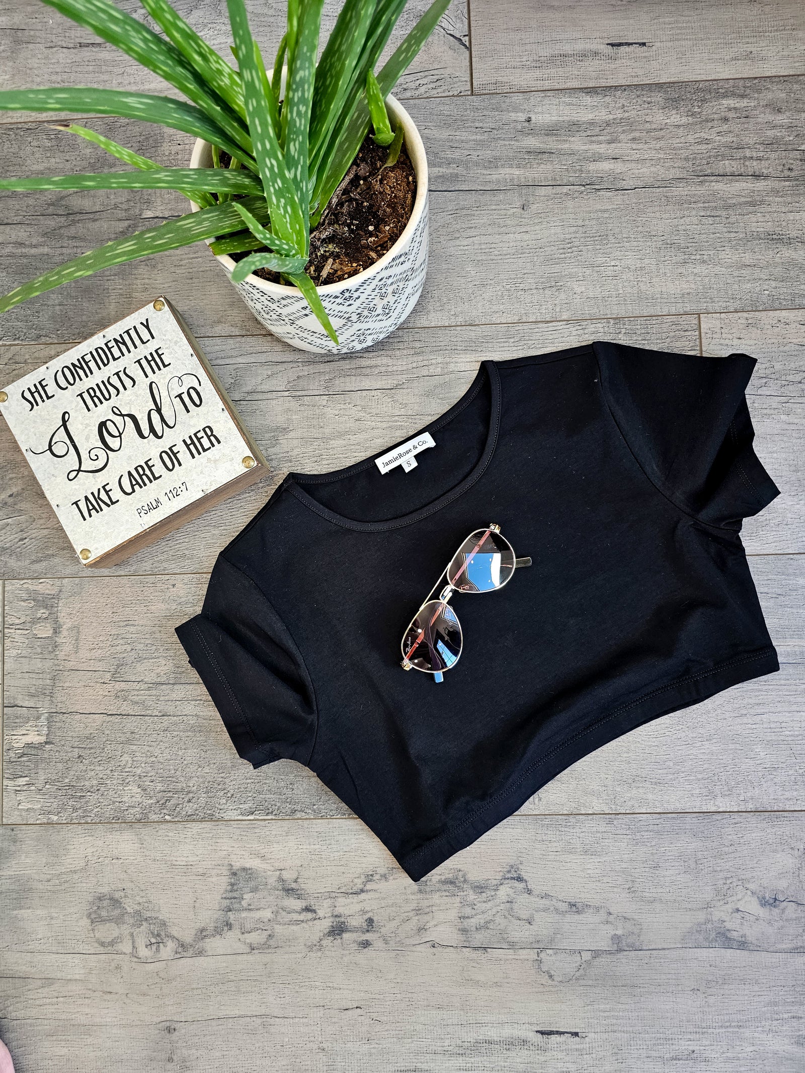 Modest Layering Cropped Tee in Black