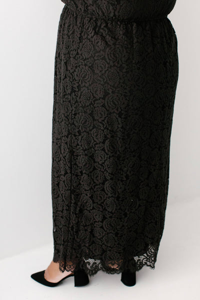 'Odessa' Round Neck Lace Maxi Dress