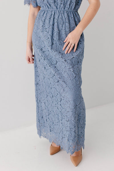 'Odessa' Round Neck Lace Maxi Dress