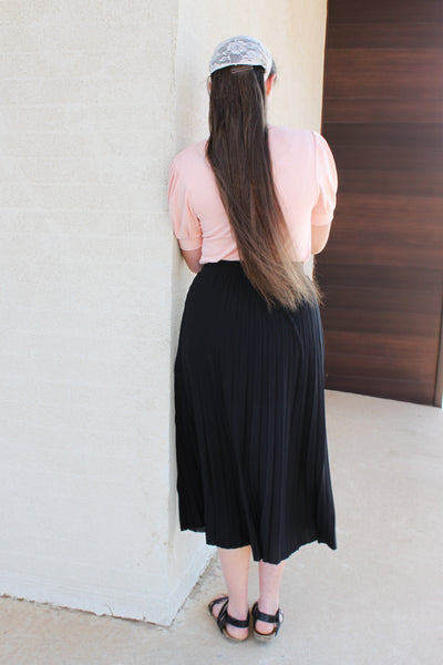 Pleated black skirt