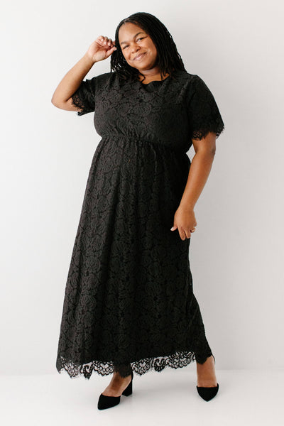 'Odessa' Round Neck Lace Maxi Dress
