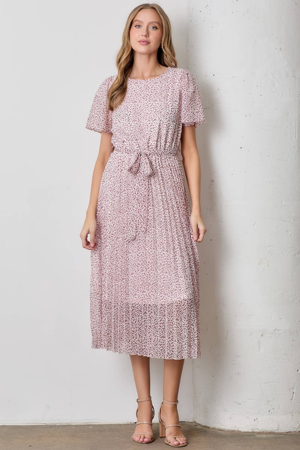PLEATED MAXI DRESS WITH SELF TIE AT WAIST