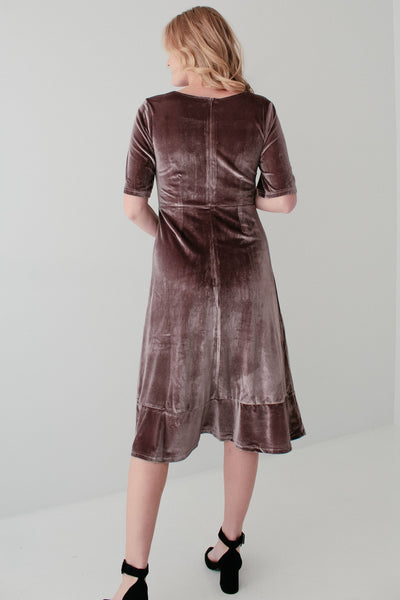'Sophia' Square Neck Velvet Midi Dress