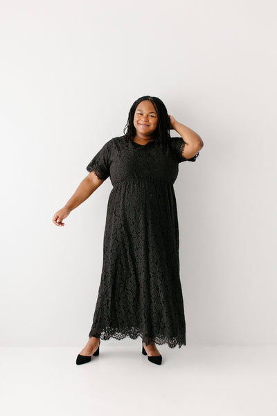 'Odessa' Round Neck Lace Maxi Dress