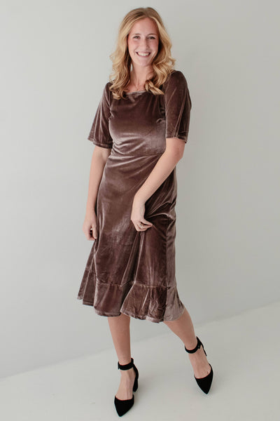 'Sophia' Square Neck Velvet Midi Dress